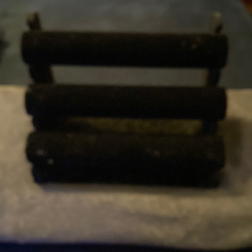 Velvet jewelry holder